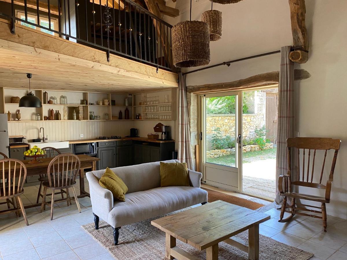 Gite Dordogne Perigord Hautefort Екстериор снимка