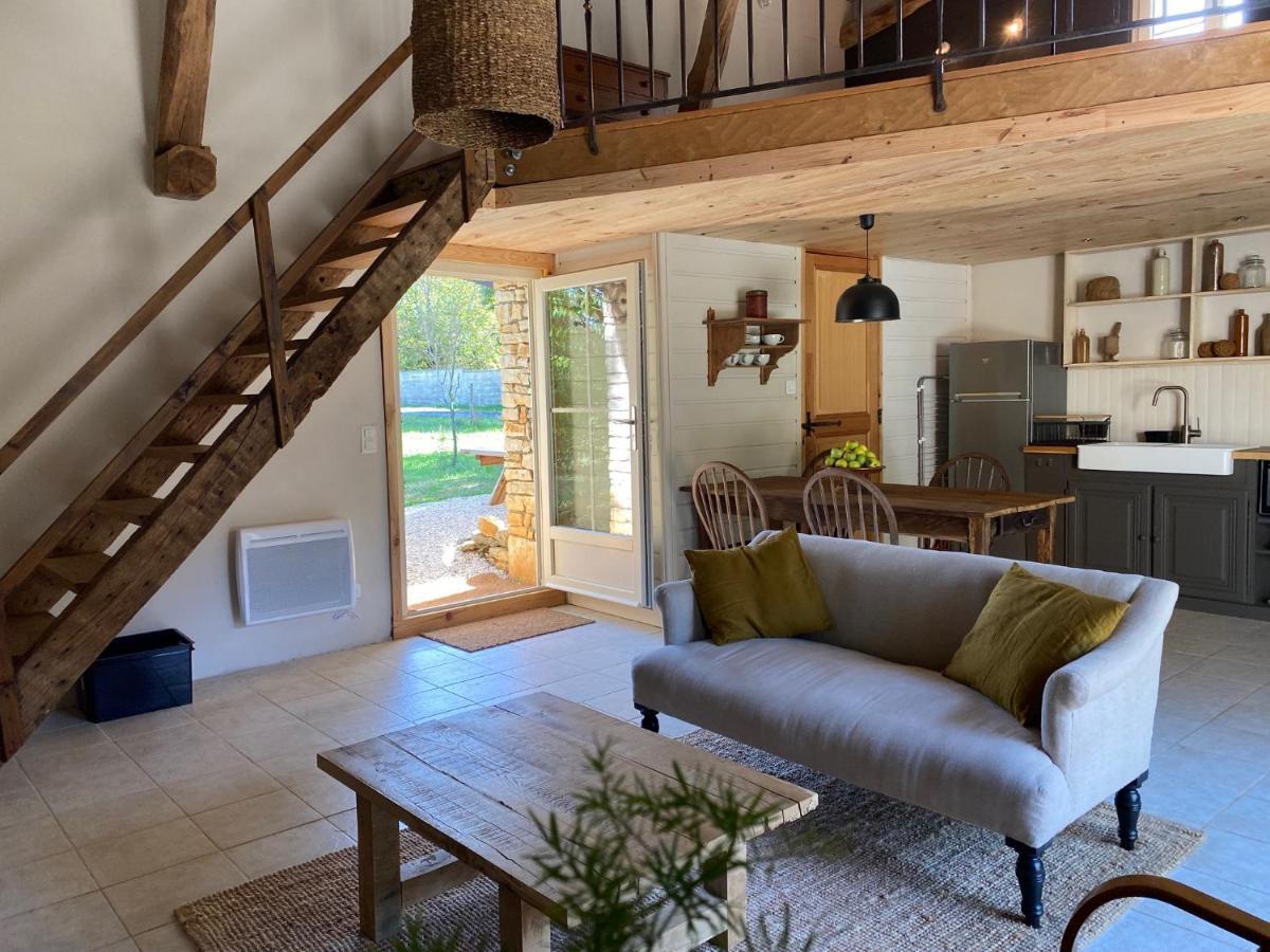 Gite Dordogne Perigord Hautefort Екстериор снимка